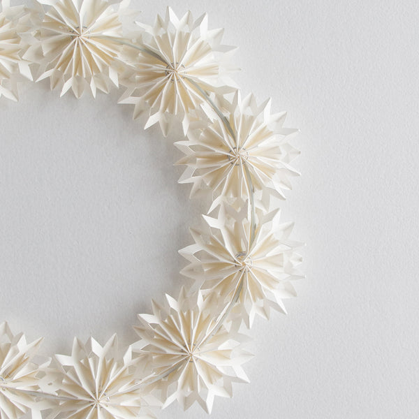 Paper Wreath - Off White 43cm