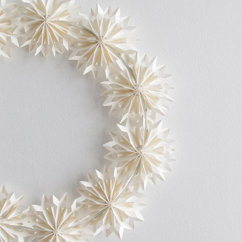 Paper Wreath - Off White 43cm