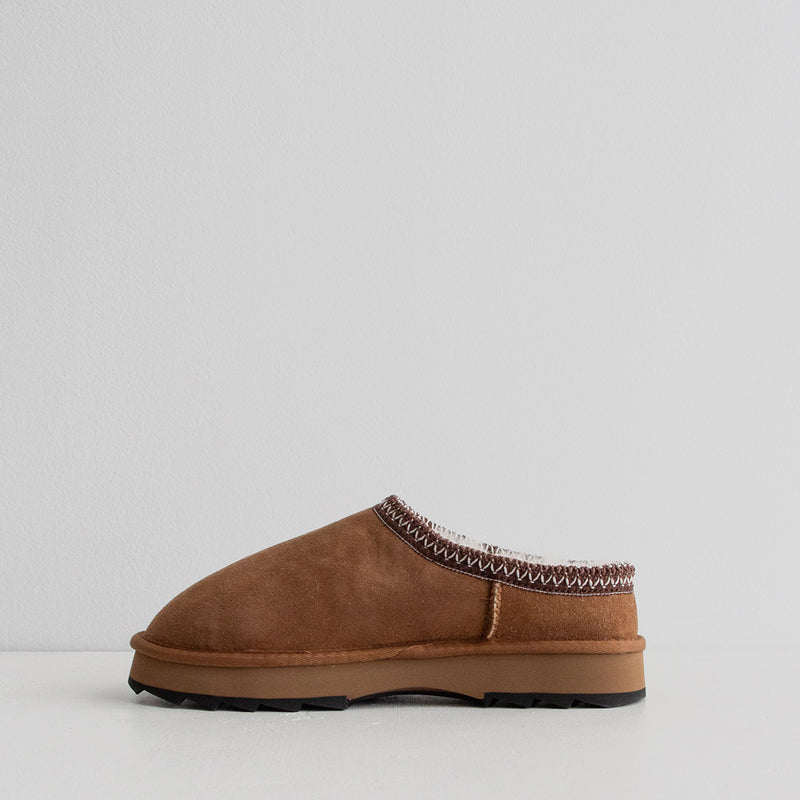 Sharky Scuff - Chestnut