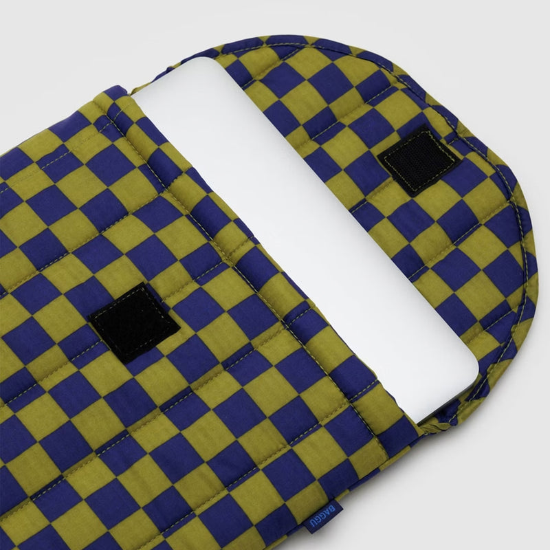 Puffy Laptop Sleeve 16" - Pear Navy Check